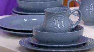 temptation dinnerware blue image