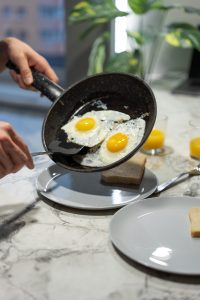 cooking eggs image