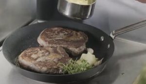 Scanpan TechnIQ Steak image